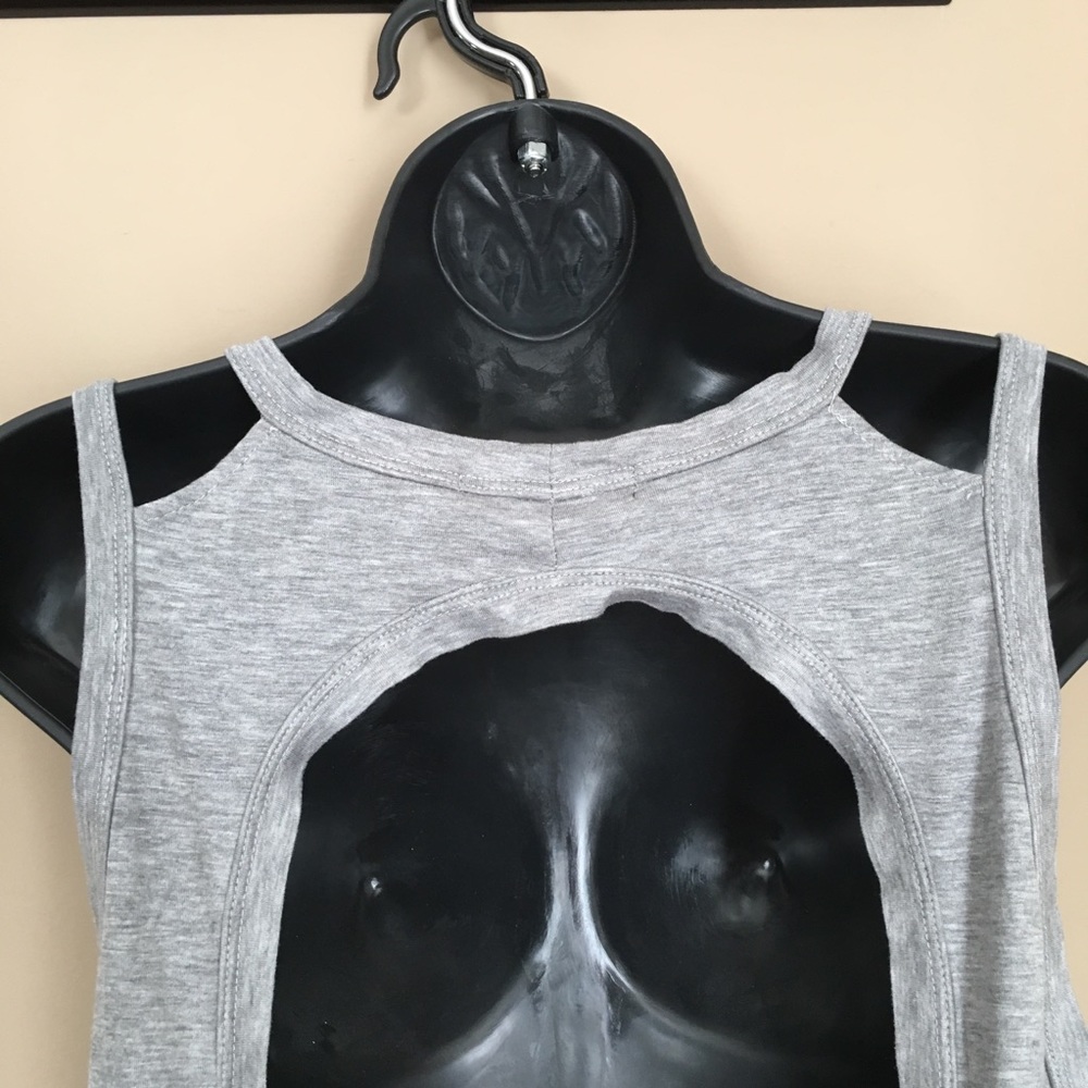 Benjamin Jay Gray Back Cut Out Tank - Picture 5 of 7